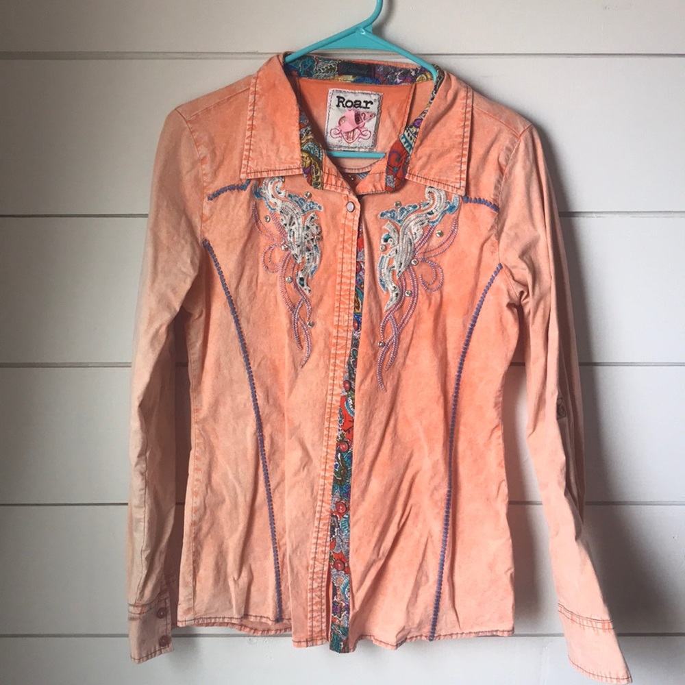 Roar Rodeo Shirt. Long sleeve, button down.